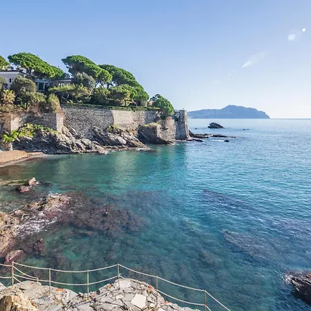 Seaside, Parking, Wifi, Ac, Nervi Janov