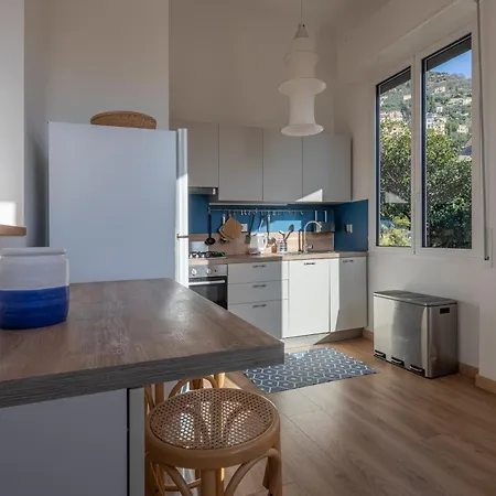 Apartmán Seaside, Parking, Wifi, Ac, Nervi Janov